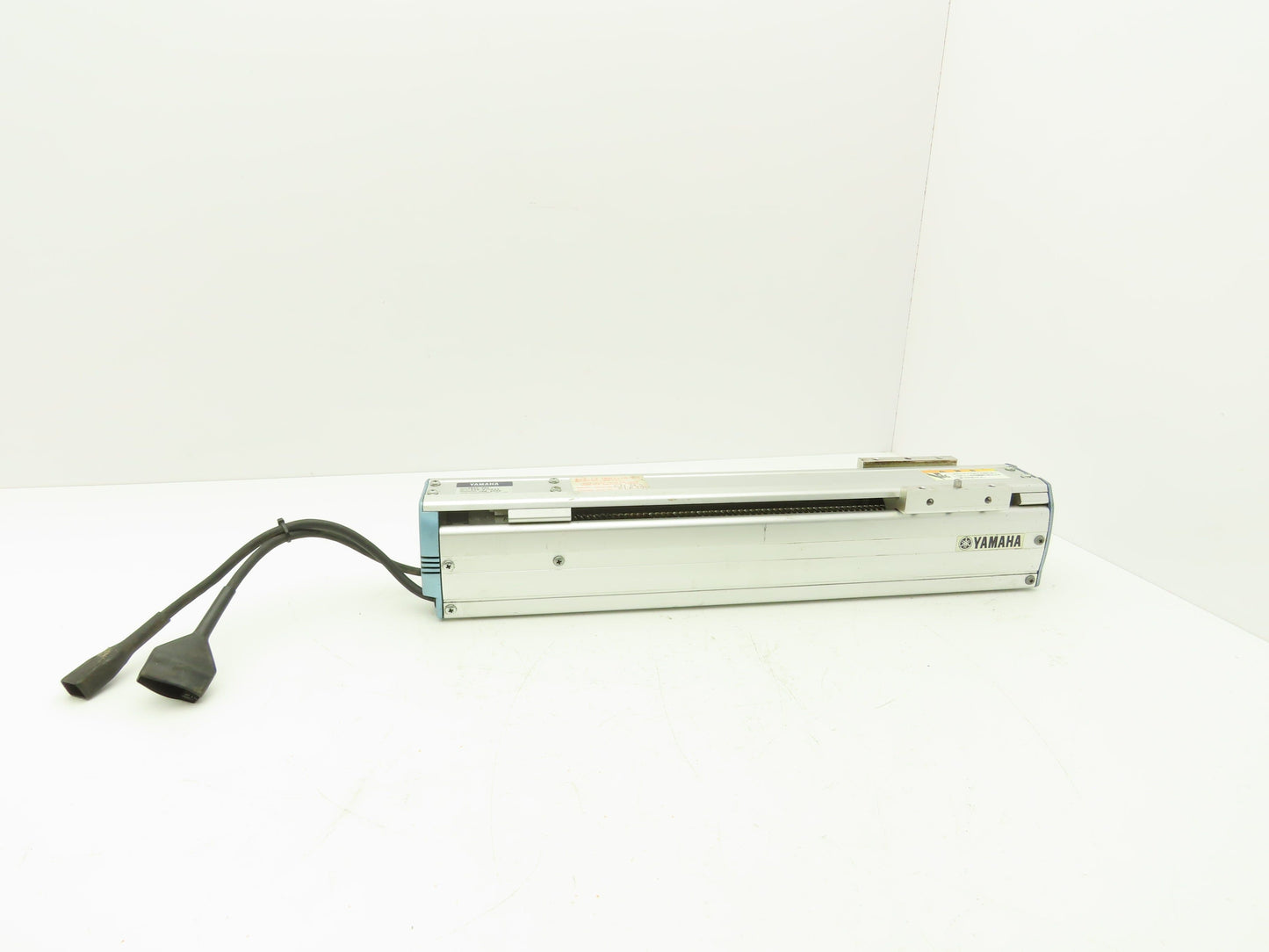 Yamaha T920-250 Servo Linear Actuator 250mm Travel Encoder Ballscrew