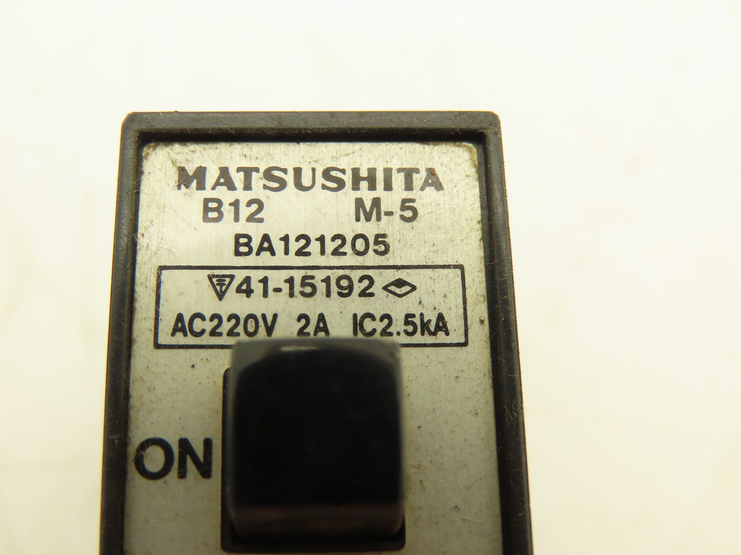 Matsushita 41-15192 B-12 M-5 Circuit Breakers 220VAC 1A 2A 5A Mixed Lot of 8