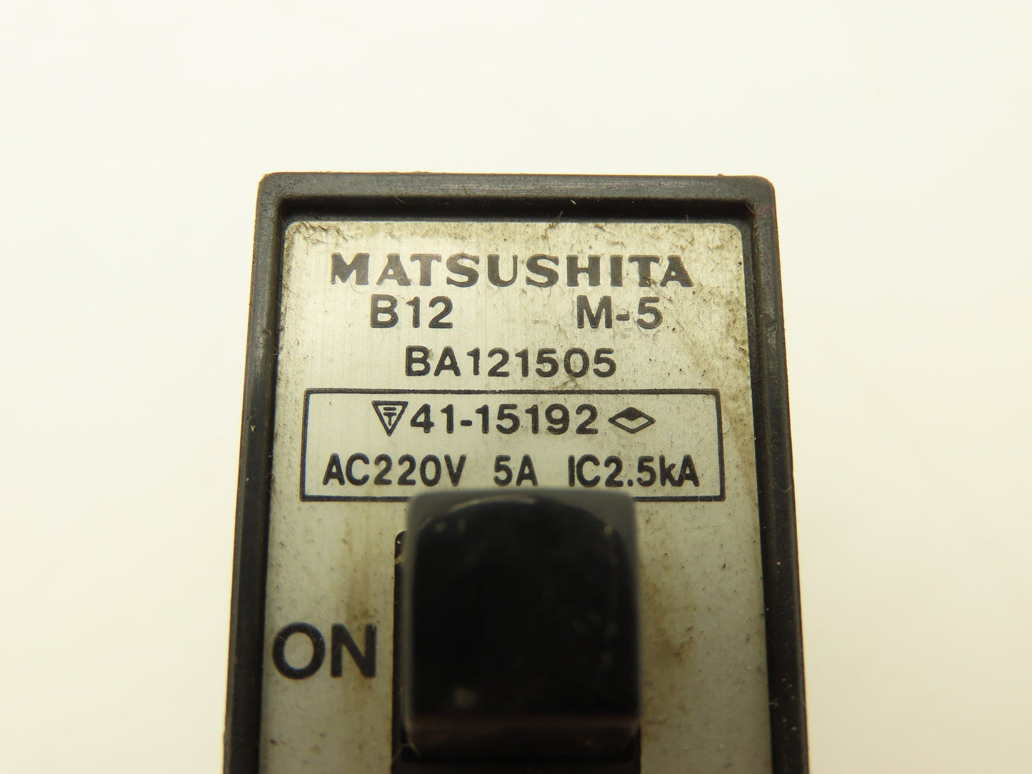Matsushita 41-15192 B-12 M-5 Circuit Breakers 220VAC 1A 2A 5A Mixed Lot of 8