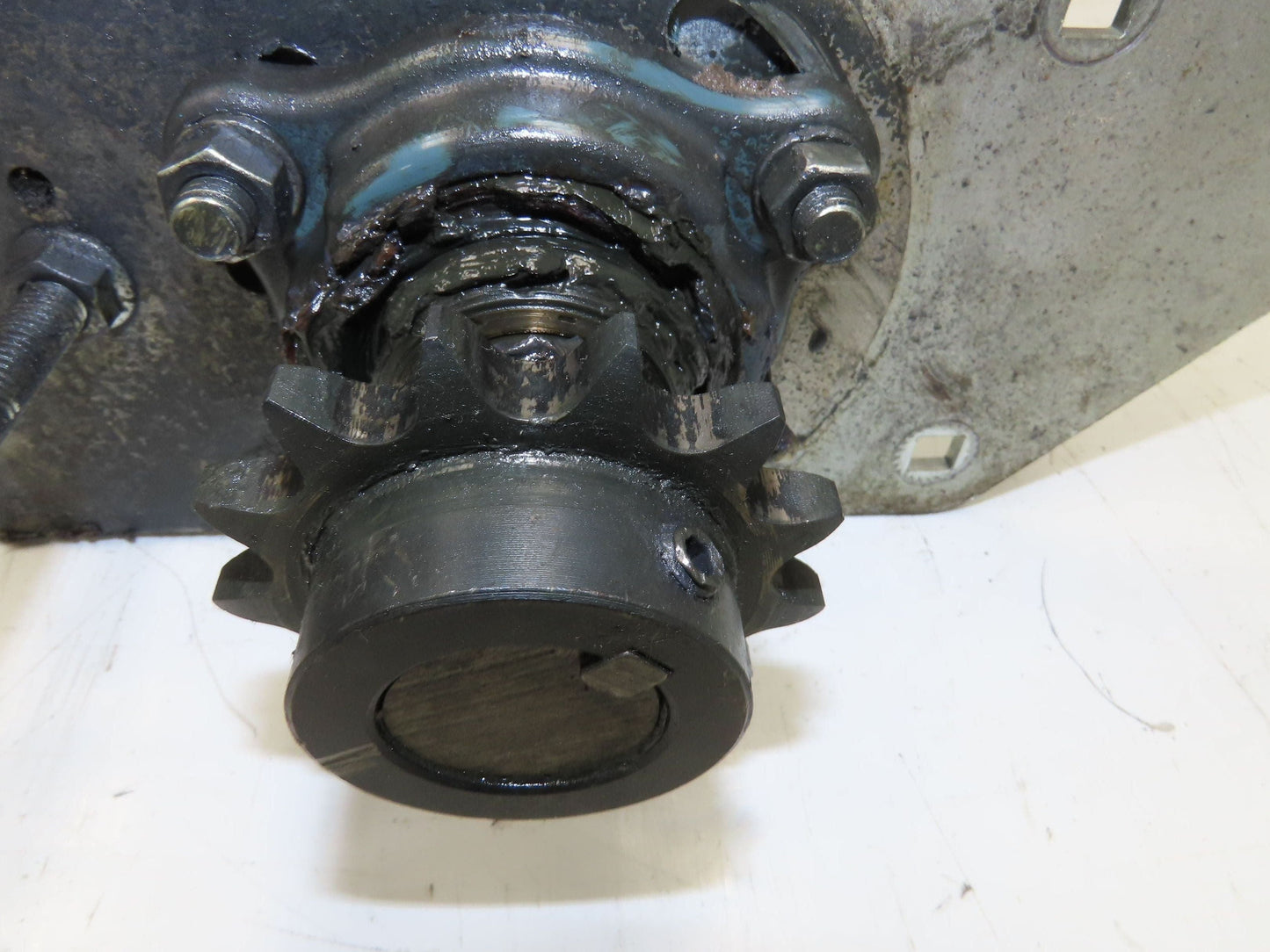 Automotion 5" Crowned Drive Pulley Roller Assembly for 24" Incline Belt Conveyor