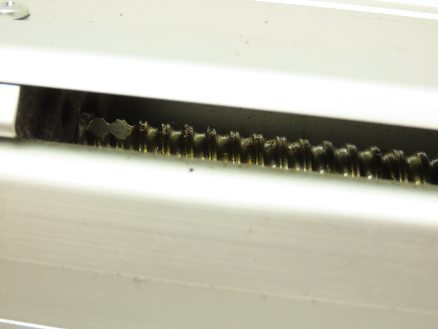 Yamaha T910-250 Servo Linear Actuator 250mm Travel Encoder Ballscrew