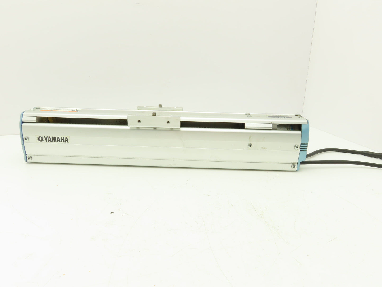 Yamaha T910-250 Servo Linear Actuator 250mm Travel Encoder Ballscrew