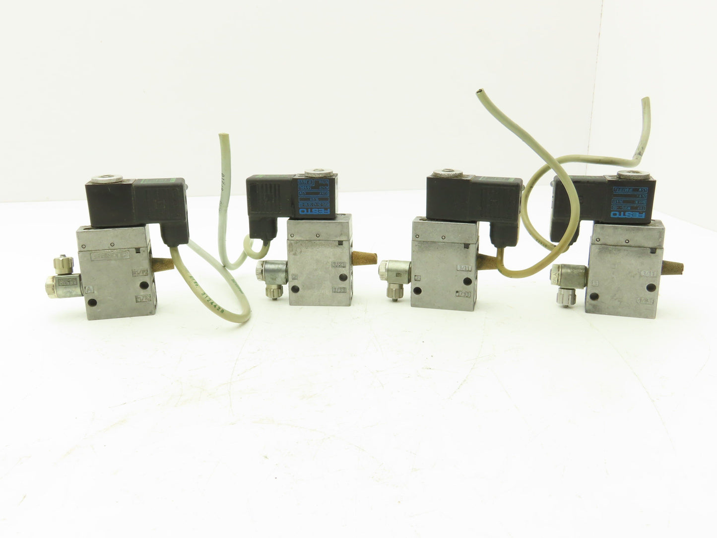 Festo MFH-3-1/8 Pneumatic Solenoid Valve 3/2-way 24VDC G1/8"  Lot of 4