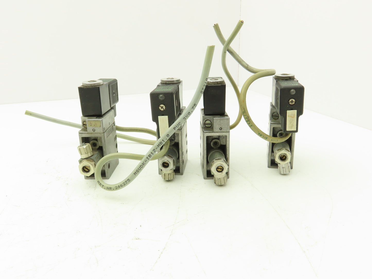 Festo MFH-3-1/8 Pneumatic Solenoid Valve 3/2-way 24VDC G1/8"  Lot of 4