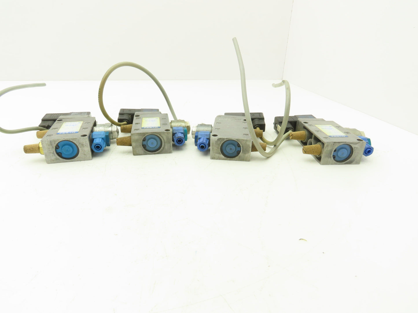 Festo MFH-5-1/4 Solenoid Valve 24vdc 5/2 G1/4" Flow Control Fittings  Lot of 4