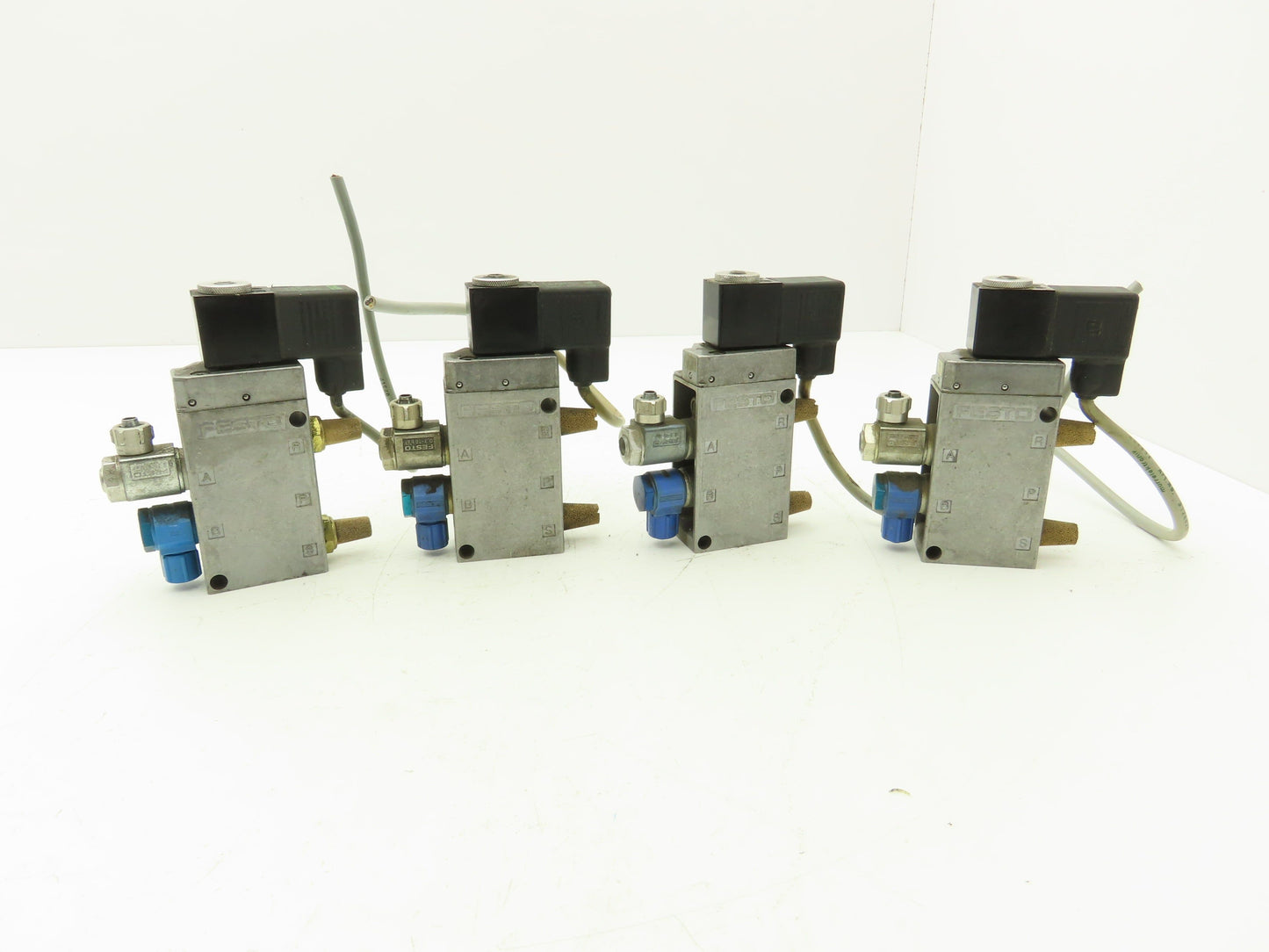 Festo MFH-5-1/4 Solenoid Valve 24vdc 5/2 G1/4" Flow Control Fittings  Lot of 4