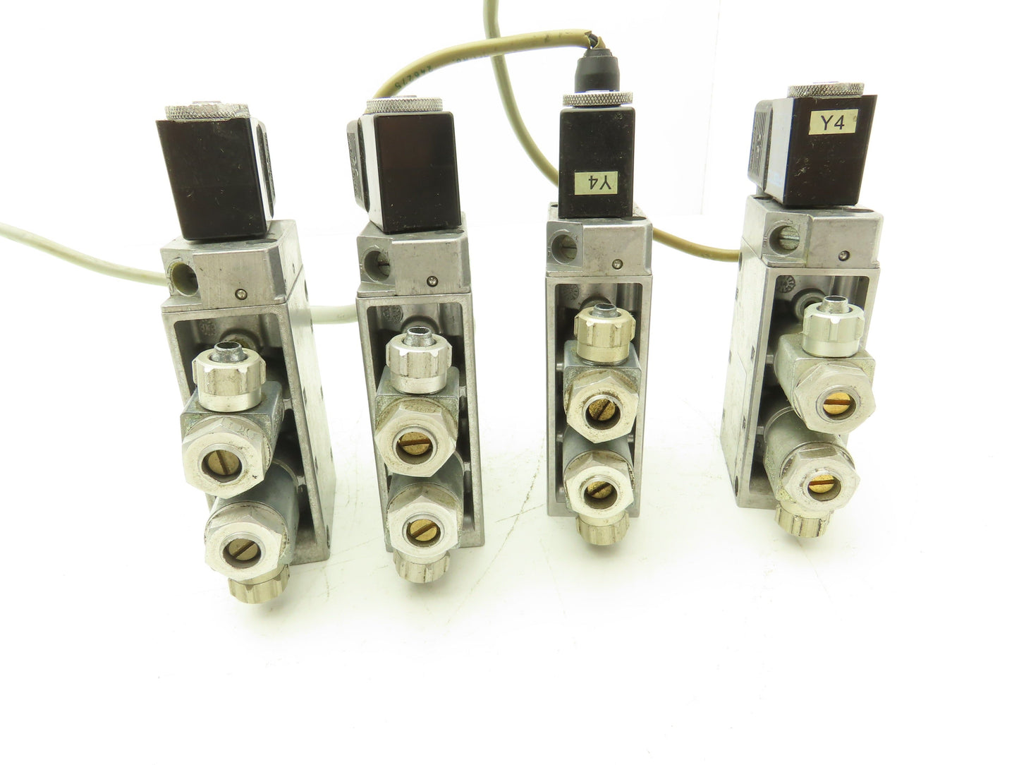 Festo MFH-5-1/4 Solenoid Valve 24vdc 5/2 G1/4" Flow Control Fittings  Lot of 4