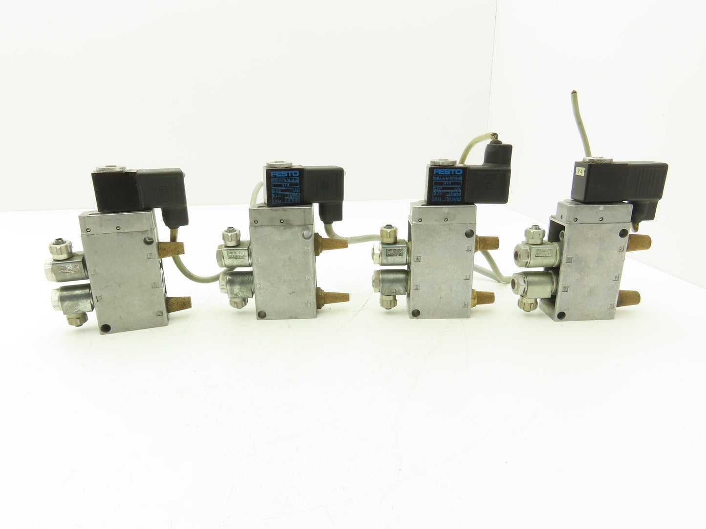 Festo MFH-5-1/4 Solenoid Valve 24vdc 5/2 G1/4" Flow Control Fittings  Lot of 4