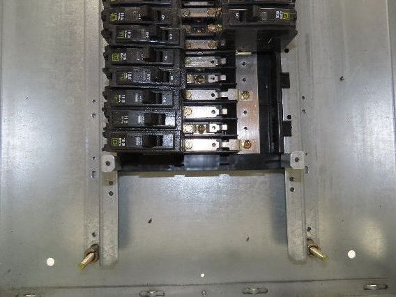 Square D 42 Space Panelboard Breaker Box NQOD 3Ph 120/240V 200A Main Breaker