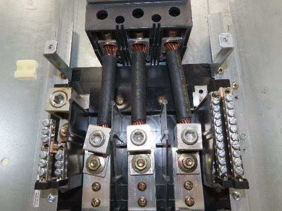 Square D 42 Space Panelboard Breaker Box NQOD 3Ph 120/240V 200A Main Breaker