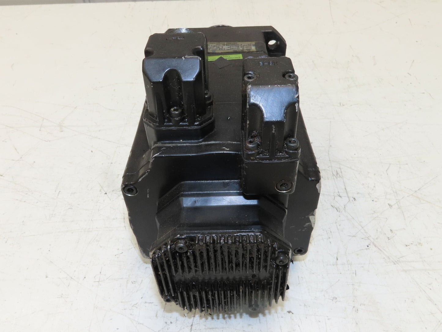 Okuma BL-MC95J-20TB AC Servo Motor 2kW 133V 2000 RPM 3PH Encoder ER-JH-7200D