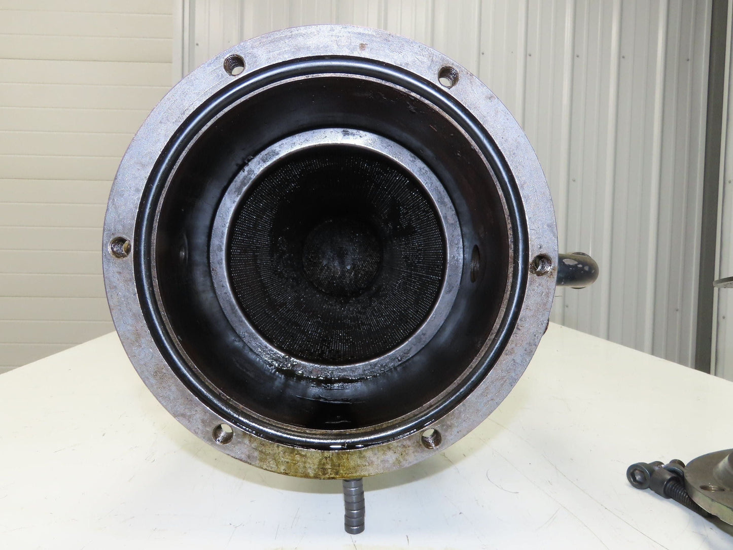 Hydraulic Basket Strainer #2 Bag Filter 7x30" 1" NPT Steel Housing Bracket Mount