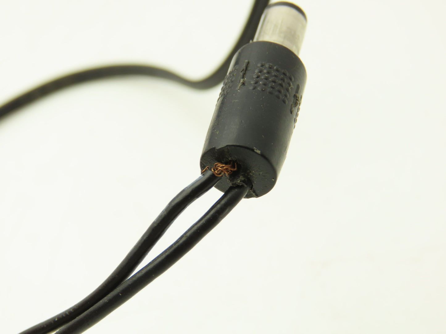 Check-Line PK2 Pocket Strobe Light Case Works Poor Battery and Charger