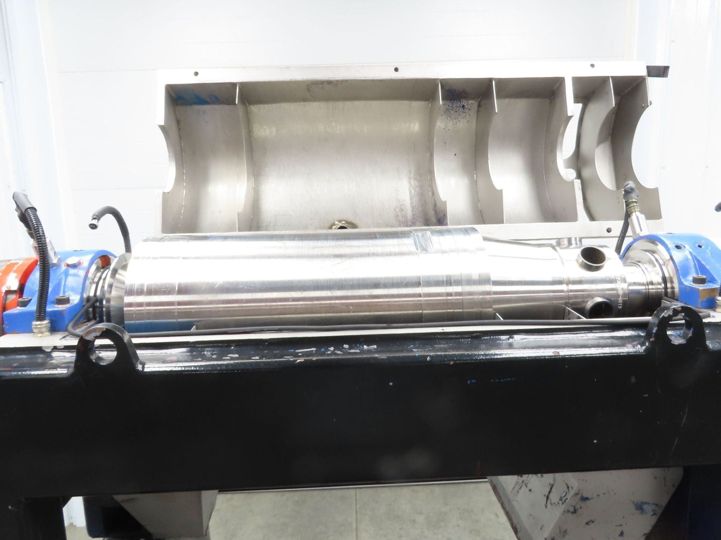 Kubco KHV-5600-VFD Centrifuge 14" Bowl 36" Long 10" Drum Ink Shot Separator