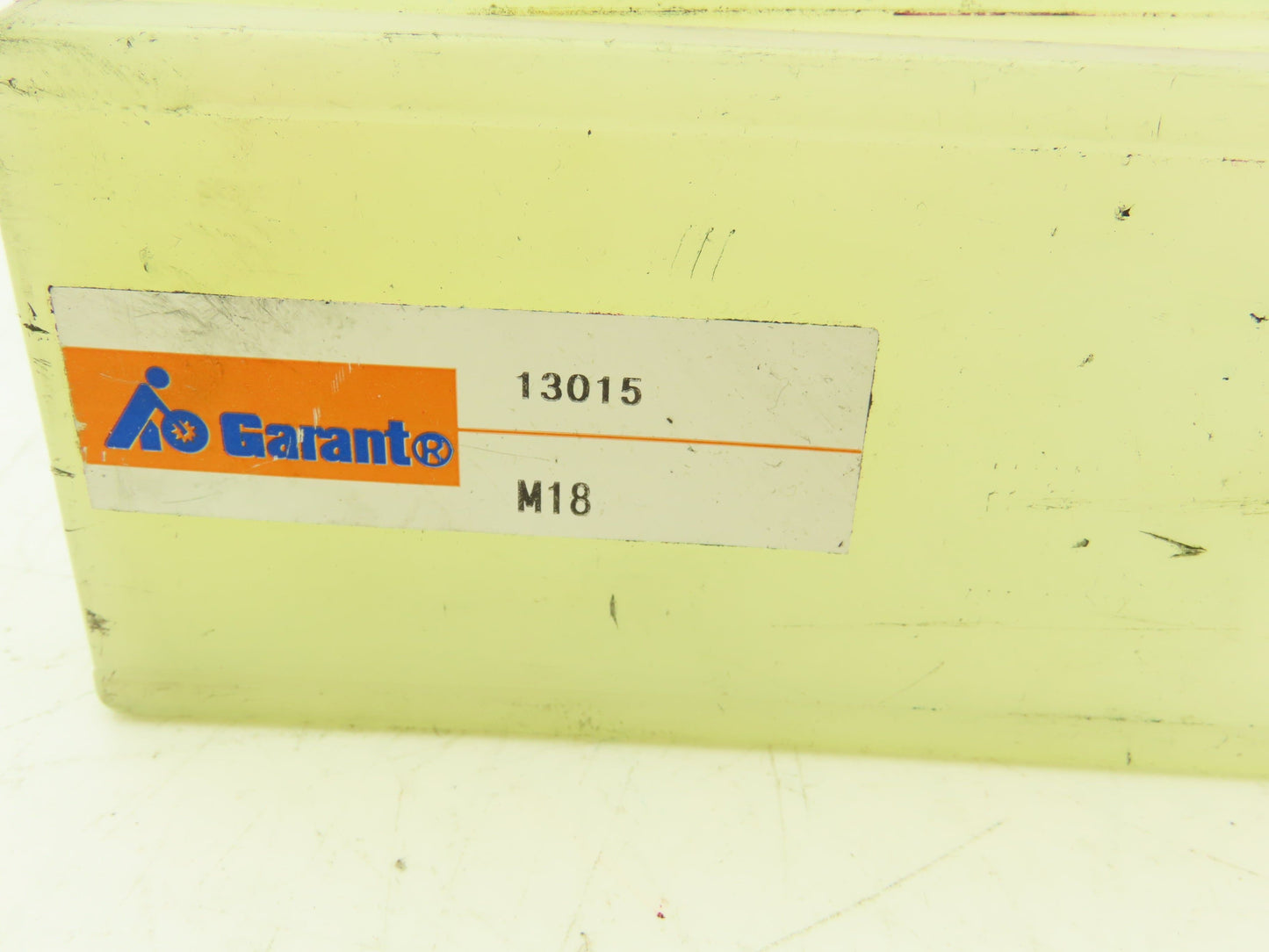 Garant M18-2.5 Tap RH 4-Flute 3-Stage Taper Second Plug HSS Set of 3