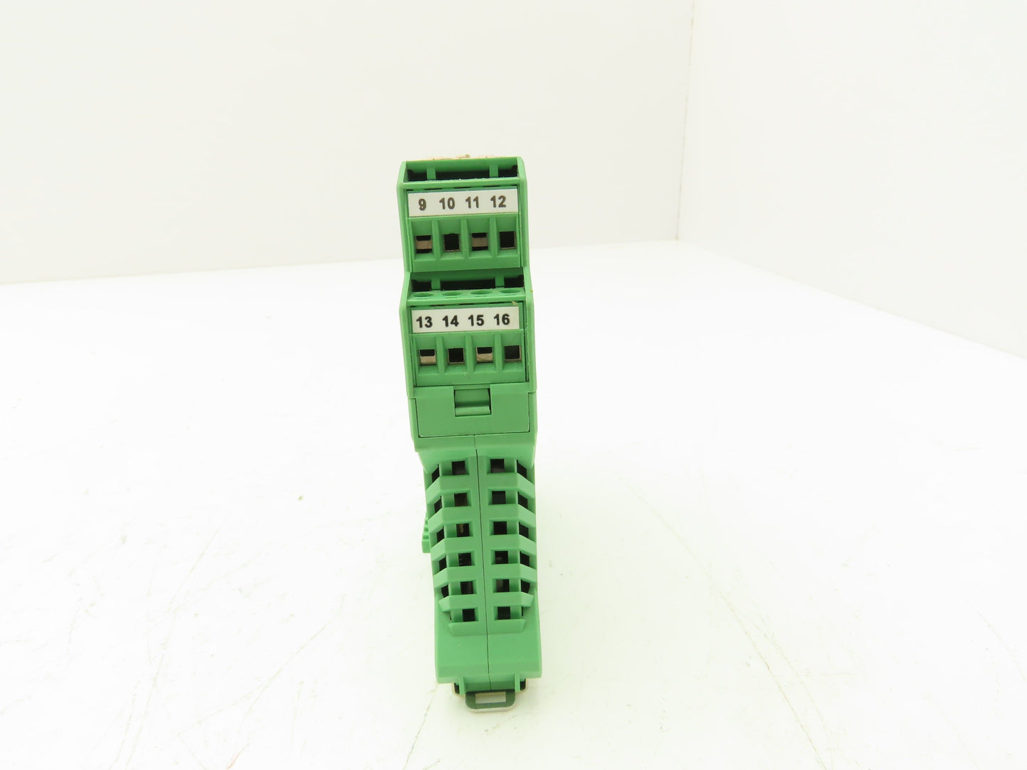 Phoenix Contact RAD-OUT-8D-REL 8 Channel Relay Output Module Rev 2.1 | S/W 1.8