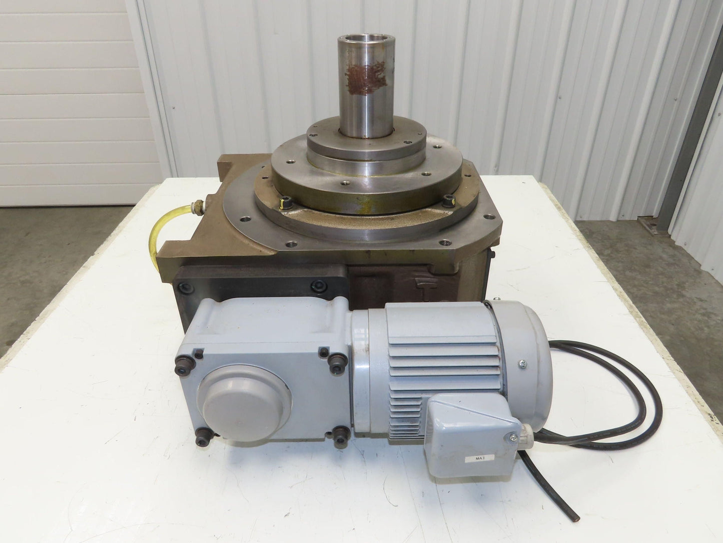 CKD RGIT140-008300S1F1 Rotary Indexer Table 8-Stop 300° 230V 3PH 40:1 Drive