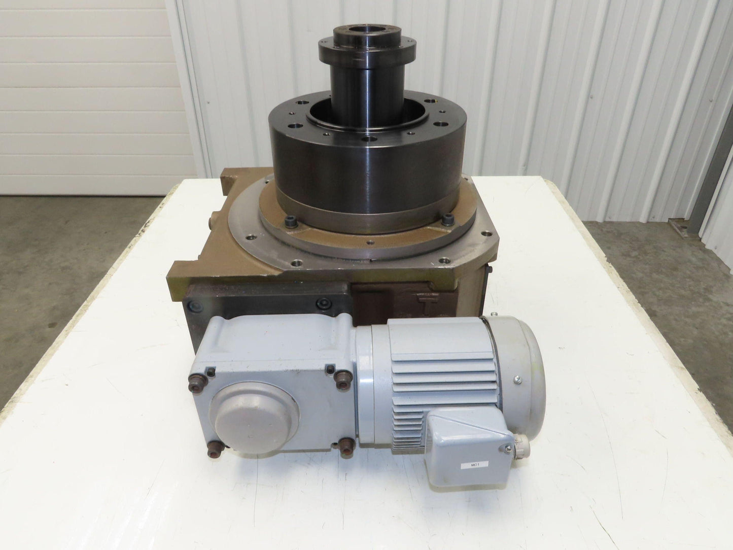 CKD RGIT140-008300S1F1 Rotary Indexer Table 8-Stop 300° 230V 3PH 30:1 Drive