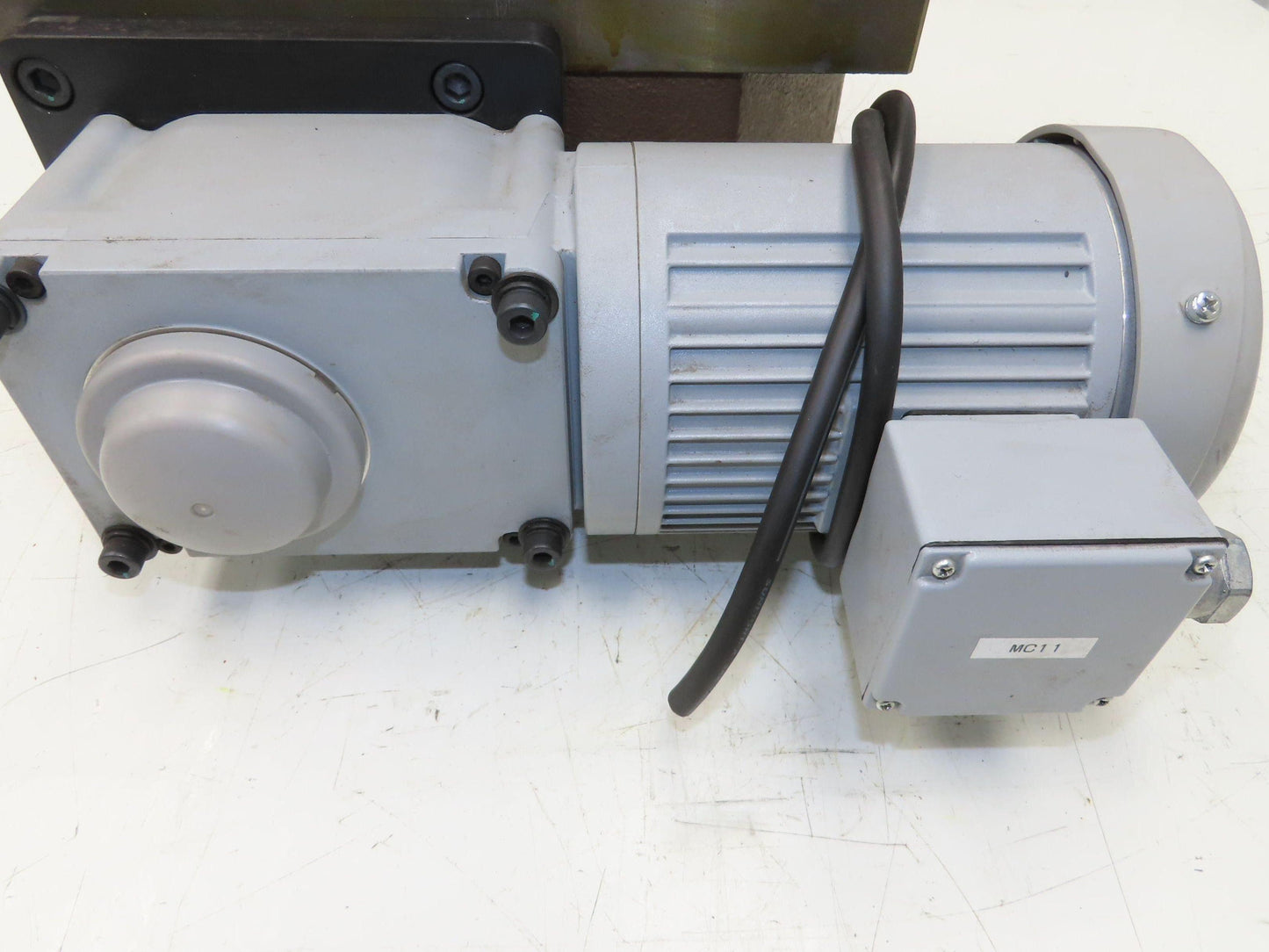 CKD RGIT110-004300S1F1 Rotary Indexer Table 4-Stop w/Torque Limiter 230V 30:1