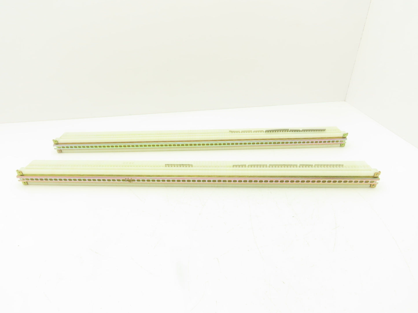 Allen Bradley Bul. 1492 Style H Terminal DIN Rails Lot of 232