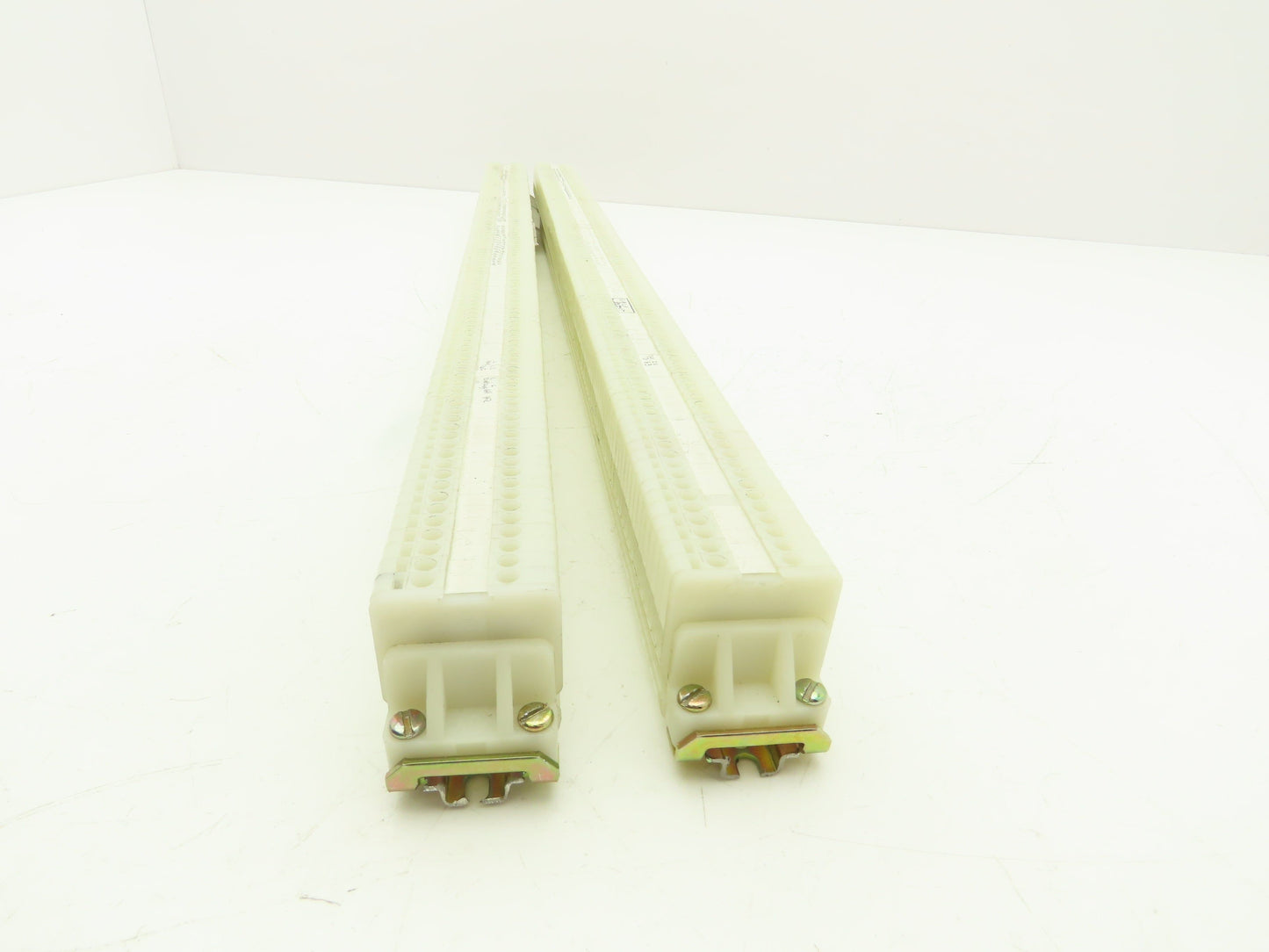 Allen Bradley Bul. 1492 Style H Terminal DIN Rails Lot of 232