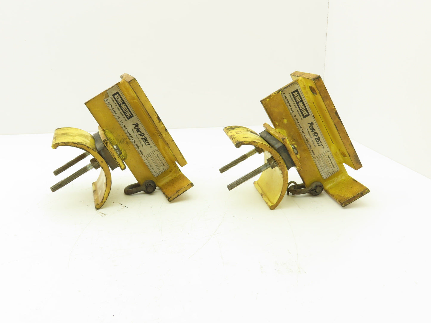 Aero-Motive Pow-R-Belt 0674020 Festoon Flat Cable Carrier I-Beam Hanger Lot of 2