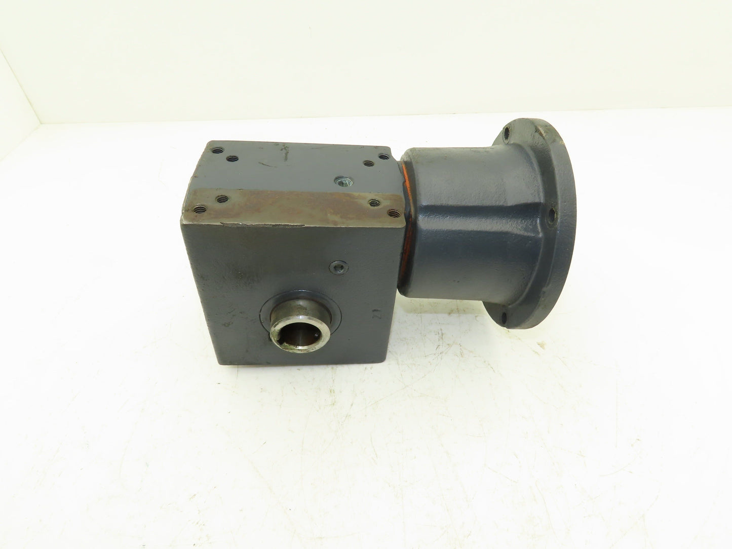 Hub City 213 Worm Gearbox 10:1 Reducer 2.5Hp 175 RPM 56C Hollow Shaft Style L