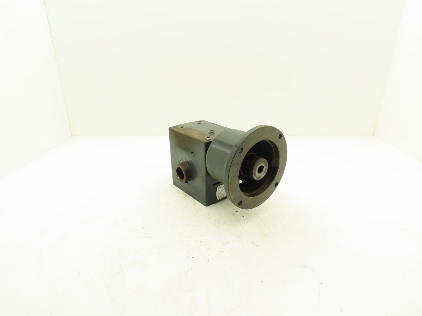 Hub City 213 Worm Gearbox 10:1 Reducer 2.5Hp 175 RPM 56C Hollow Shaft Style L
