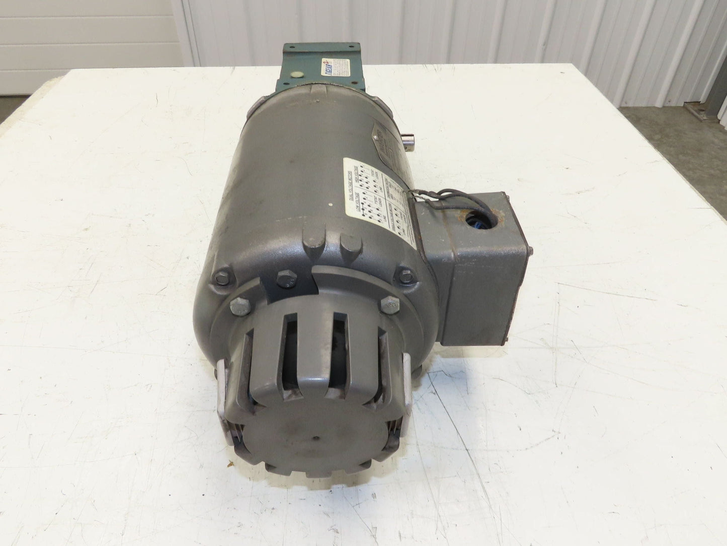 Dodge Baldor 17Q20R56 Gear Motor 20:1 Reducer 86 RPM 3/4Hp 230/460V 3PH RH 56C
