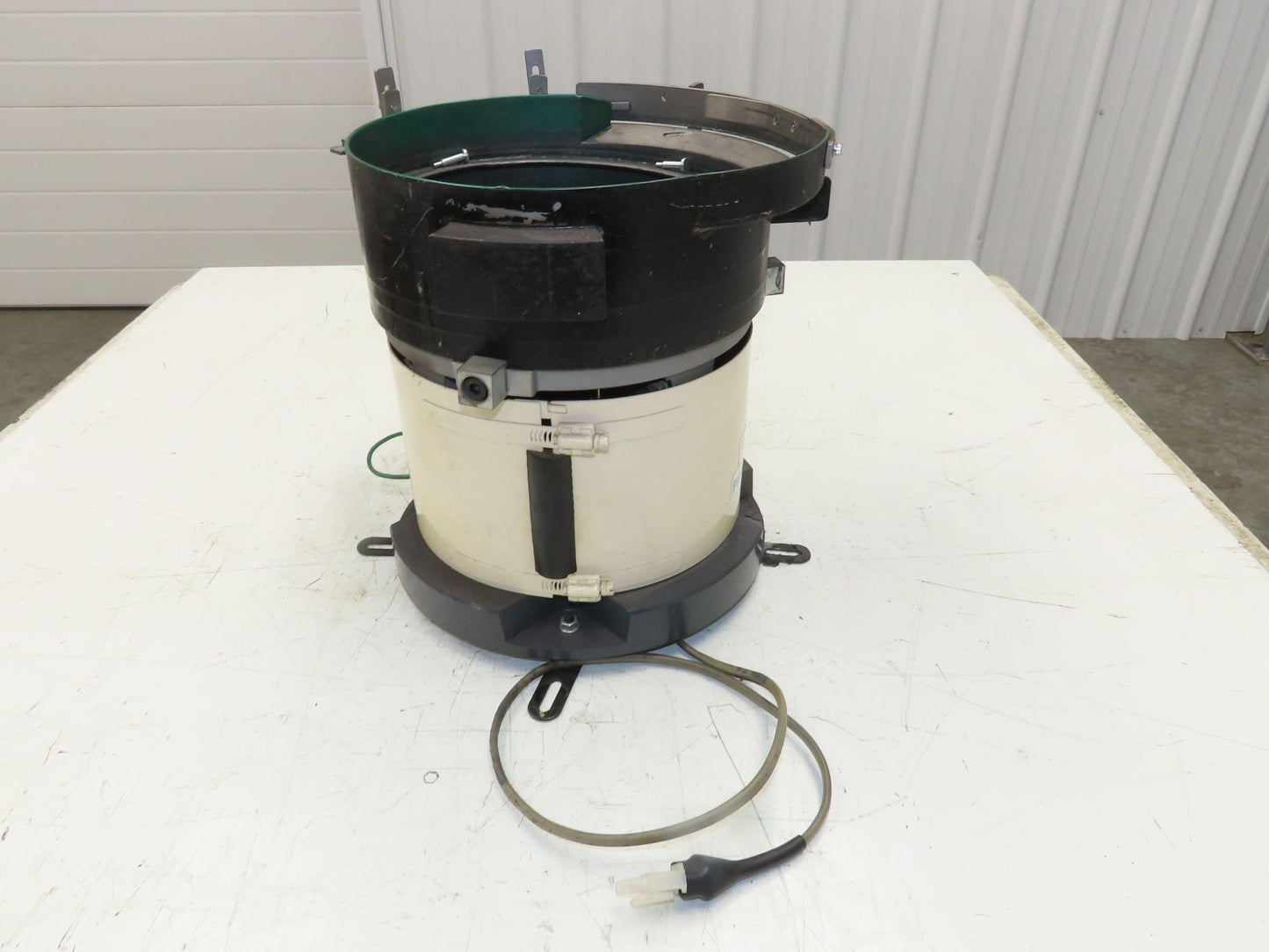 Piezo Vibratory Bowl Feeder 230mm Base Small Parts Sorter 3/16" Pin