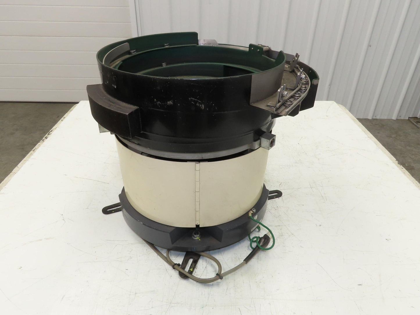 Piezo Vibratory Bowl Feeder 300mm Base Small Parts Sorter Metal Spring