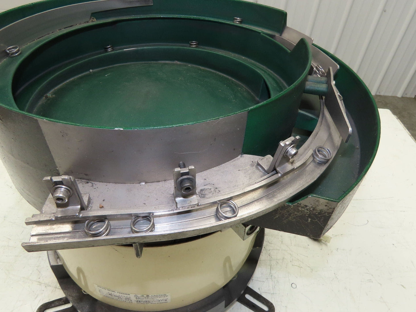 Piezo Vibratory Bowl Feeder 300mm Base Small Parts Sorter Metal Spring