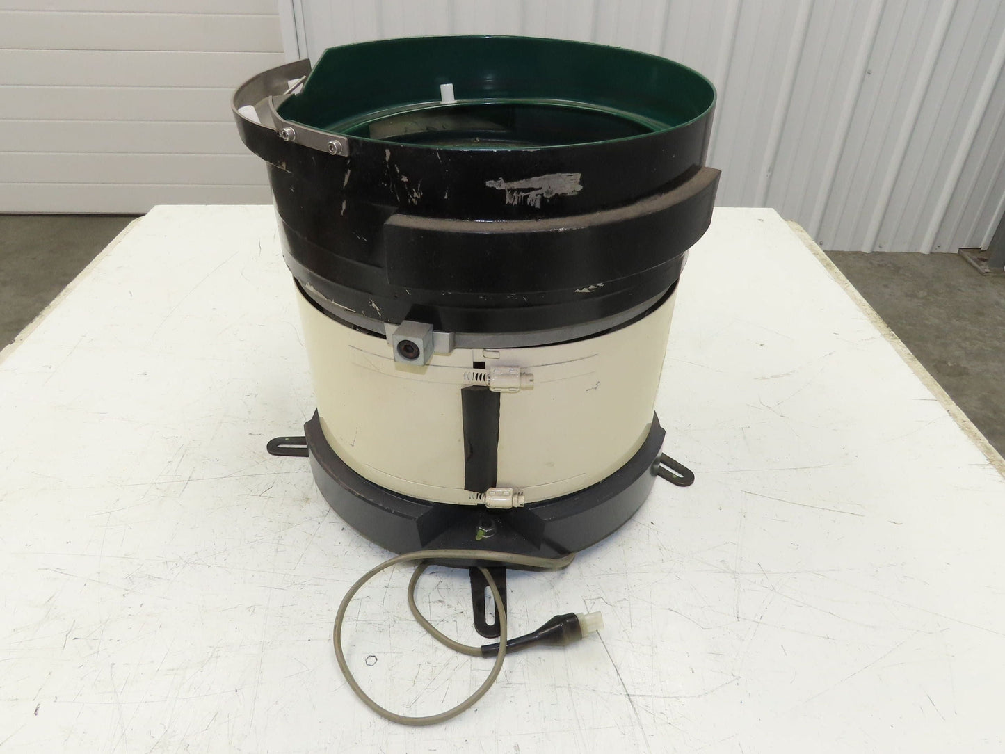 Piezo Vibratory Bowl Feeder 300mm Base Small Parts Sorter Plastic Bushing