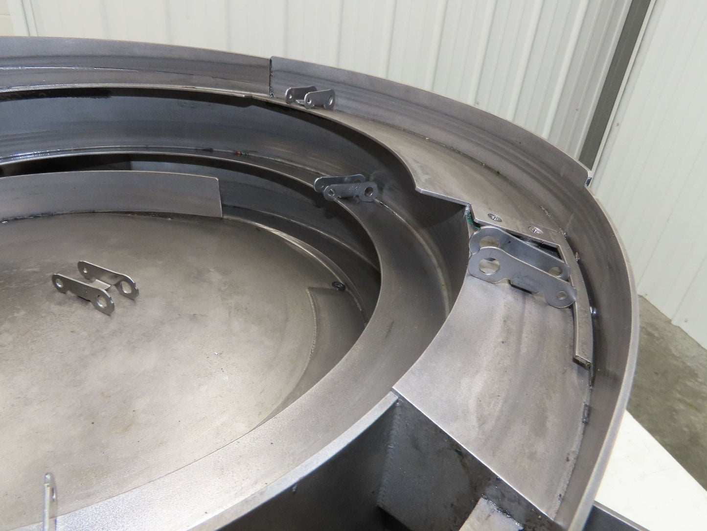 Piezo Vibratory Bowl Feeder 390mm Base Small Parts Sorter Metal Bracket