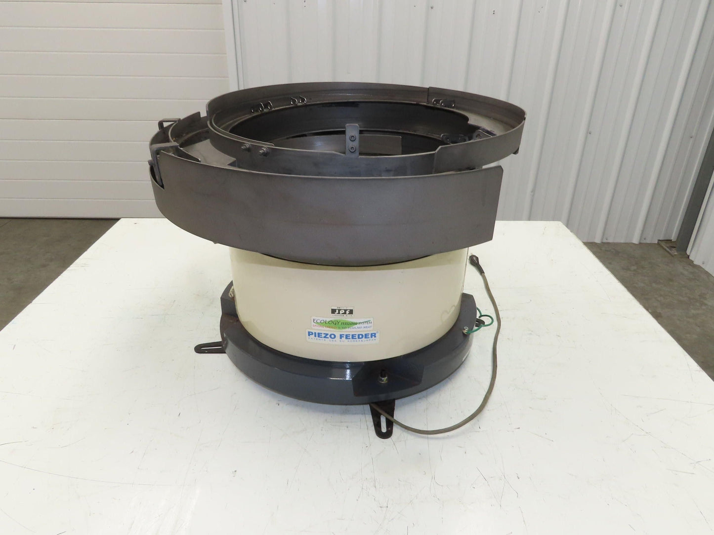 Piezo Vibratory Bowl Feeder 390mm Base Small Parts Sorter Metal Bracket