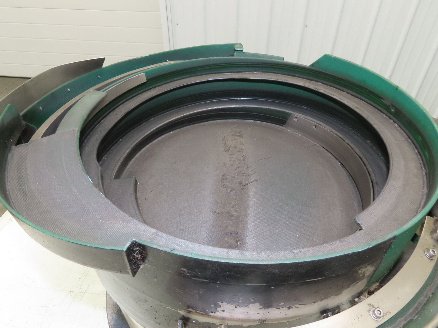 Piezo Vibratory Bowl Feeder 390mm Base Small Parts Sorter
