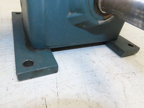 Reliance 10005522-SB Gear Motor 60:1 Reducer 28 RPM 1/2Hp 230/460V 3PH LH 56C