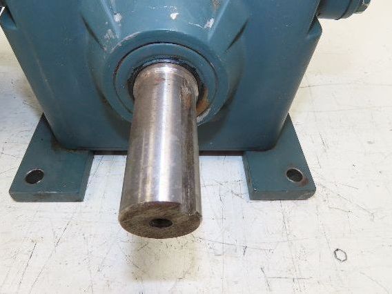 Reliance 10005522-SB Gear Motor 60:1 Reducer 28 RPM 1/2Hp 230/460V 3PH LH 56C