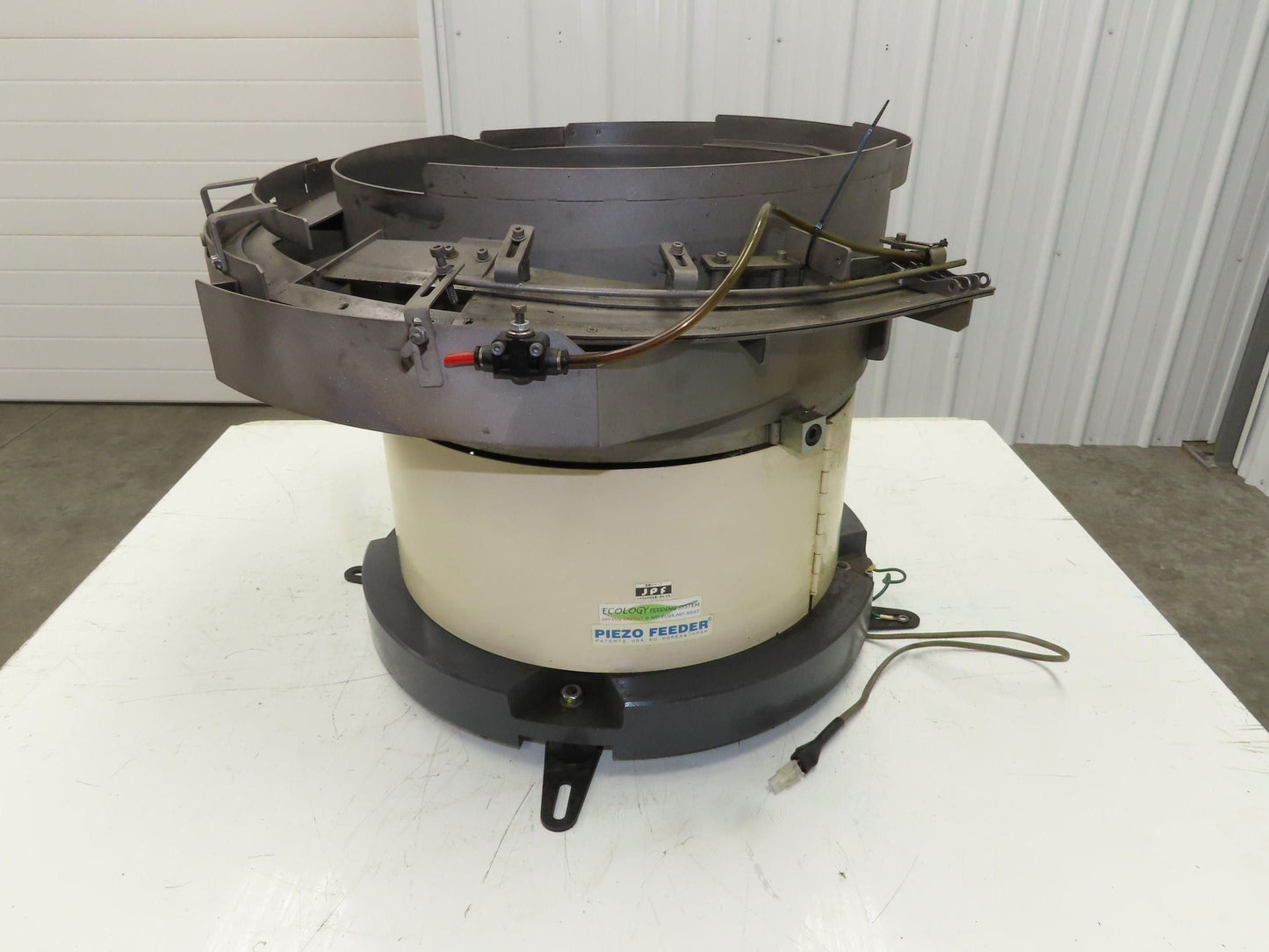 Piezo Vibratory Bowl Feeder 460mm Base Small Parts Sorter Metal Bracket