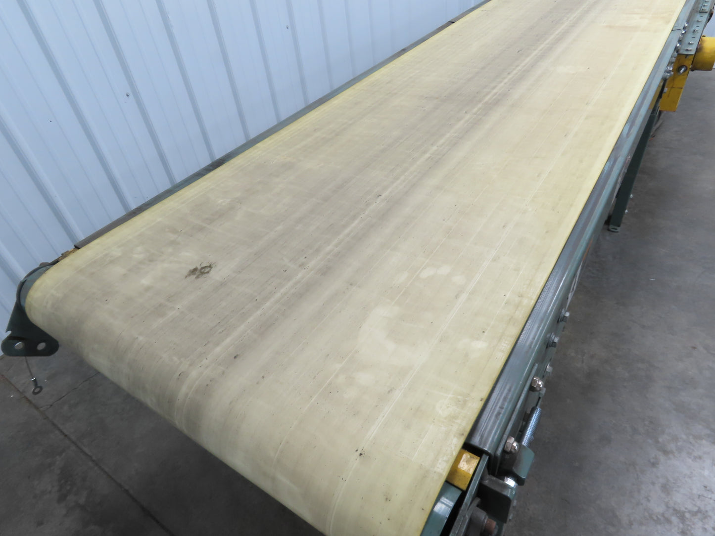 Hytrol 30"x 11' Slider Bed Conveyor 27" Belt 230/460V Center Drive 135 FPM