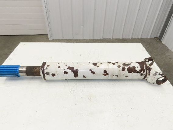 Oshkosh F-2146 Spicer Slip Yoke 16 Spline Rear Drive Shaft 39-1/2" Long U-joint