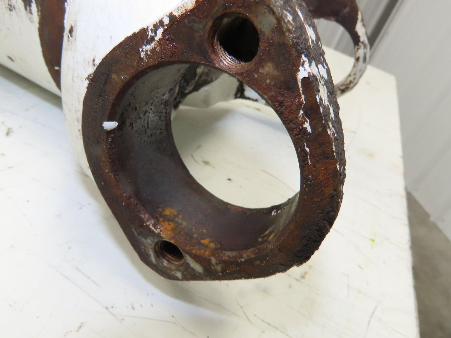 Oshkosh F-2146 Spicer Slip Yoke 16 Spline Rear Drive Shaft 39-1/2" Long U-joint