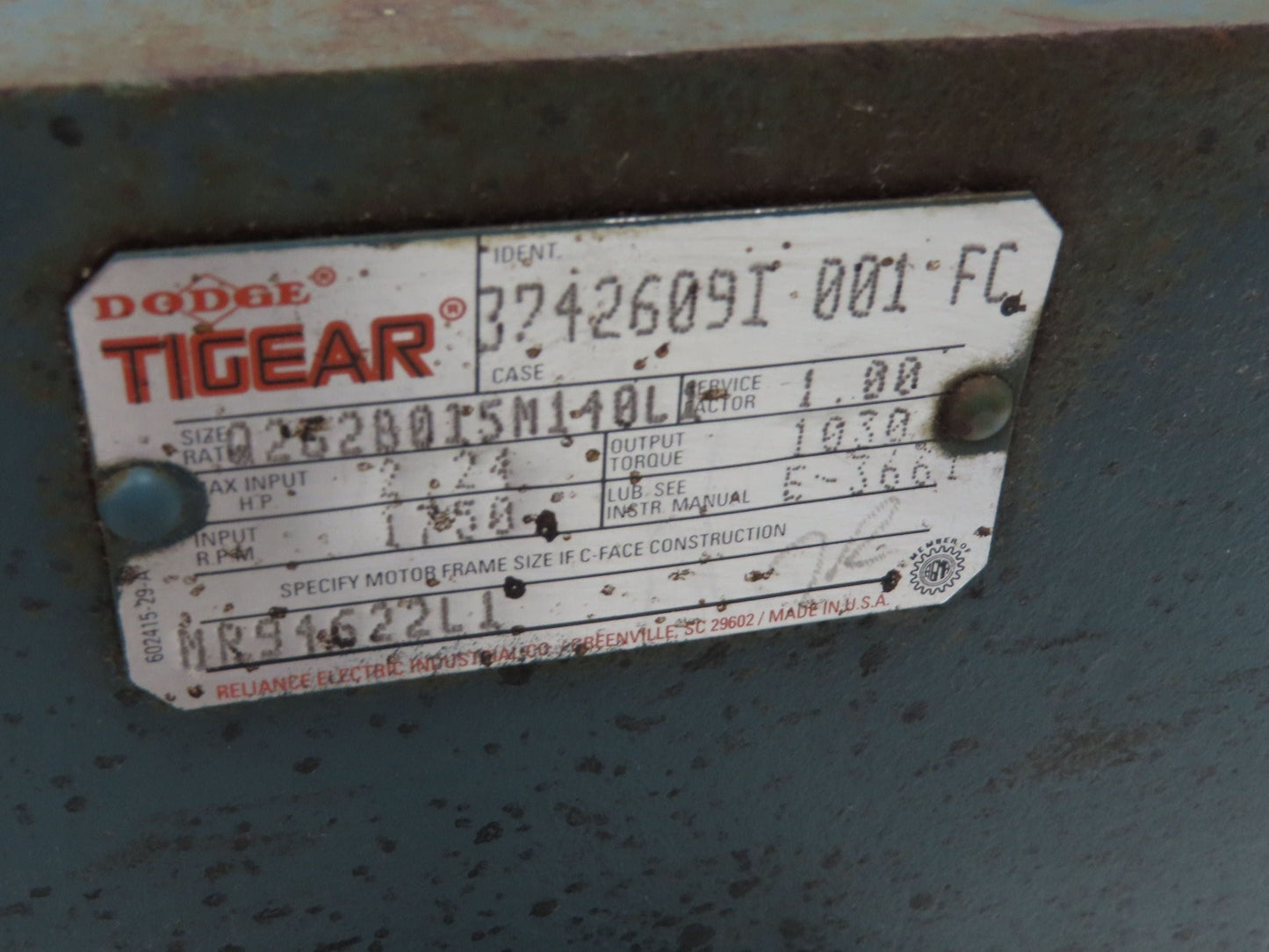 Dodge Reliance Q262B015M140L1 15:1 Gearmotor 116 RPM 1.5Hp 230/460V 3PH RH 145TC