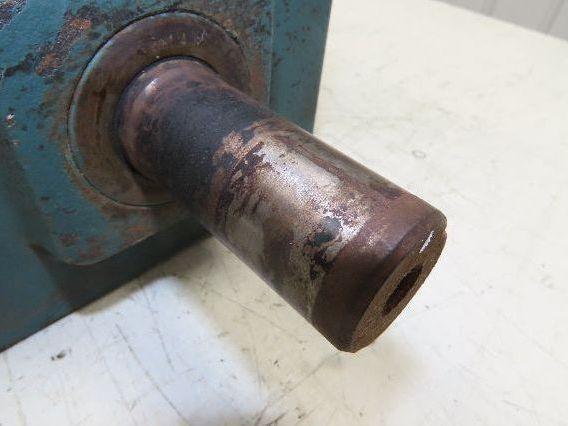 Dodge Reliance Q262B015M140L1 15:1 Gearmotor 116 RPM 1.5Hp 230/460V 3PH RH 145TC