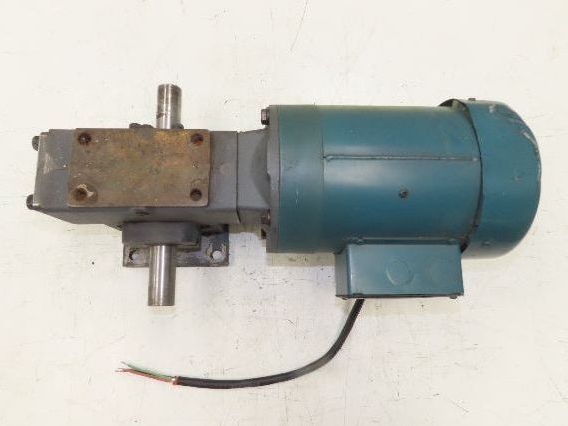 Leeson Winsmith 924MWU 15:1 Gearmotor 116 RPM 1Hp 230/460V 3PH 143TC Dual Shaft