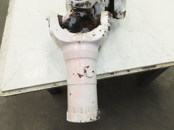 Oshkosh Spicer Slip Yoke 16 Spline Main 45" Drive Shaft U-Joint Rockwell