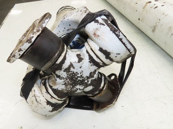 Oshkosh C6-3-129 Spicer Slip Yoke 16 Spline 67" Drive Shaft U-Joint Rockwell