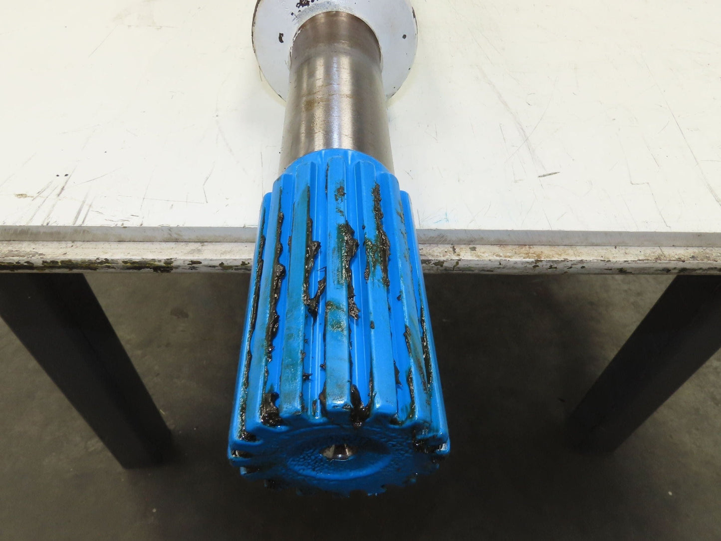 Oshkosh C6-3-129 Spicer Slip Yoke 16 Spline 67" Drive Shaft U-Joint Rockwell