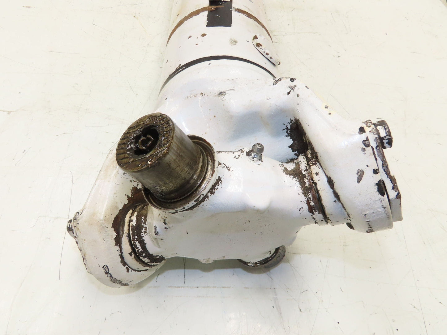 Oshkosh F-2146 Spicer Slip Yoke 16 Spline Rear Drive Shaft 35" Long U-joint