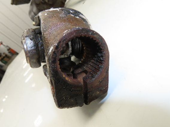 Oshkosh 592S5-6 Sheppard Power Steering Gear Box Slip Shaft